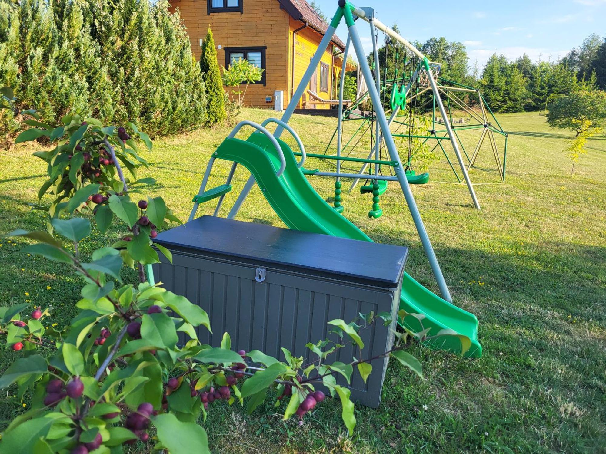 Wczasy Mazurskie - Domek Caloroczny Bez Mazury Moldzie Exterior photo